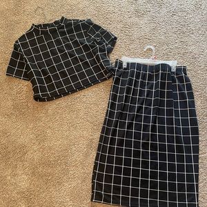 Plus size XL , 2 piece Black and white stripes midi skirt set